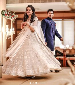 Stunning Nauvari Sarees On Real Maharashtrian Brides in 2023 | Wedding  outfits for groom, Couple wedding dress, Marathi wedding
