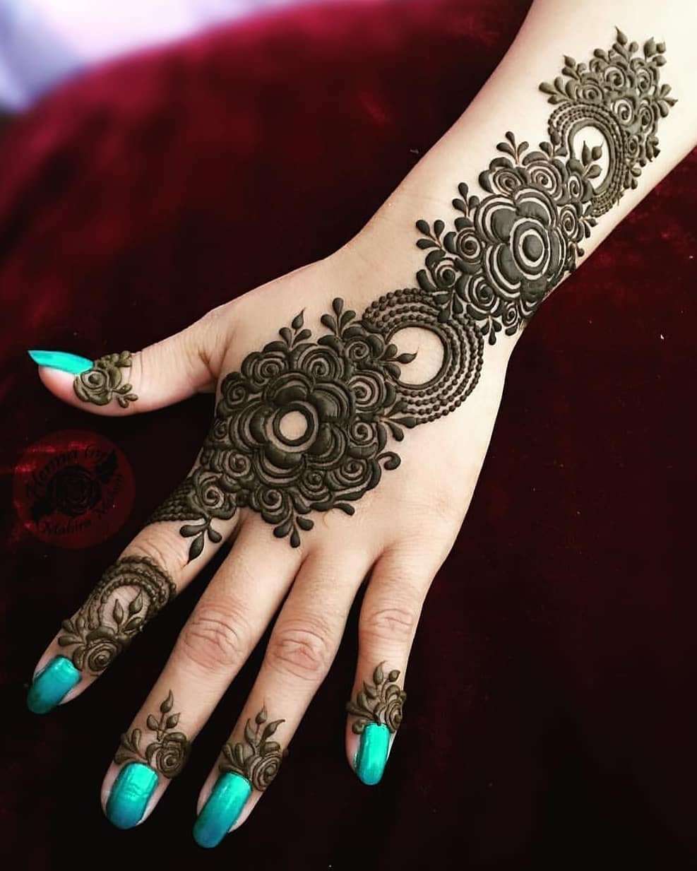 55 Stylish Front Hand Simple Mehndi Designs (With Photos) | Fabbon