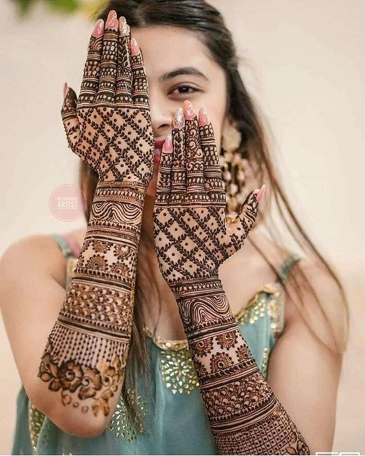 New Simple Mehndi Design Back Hand Stock Photo 1734557375 | Shutterstock