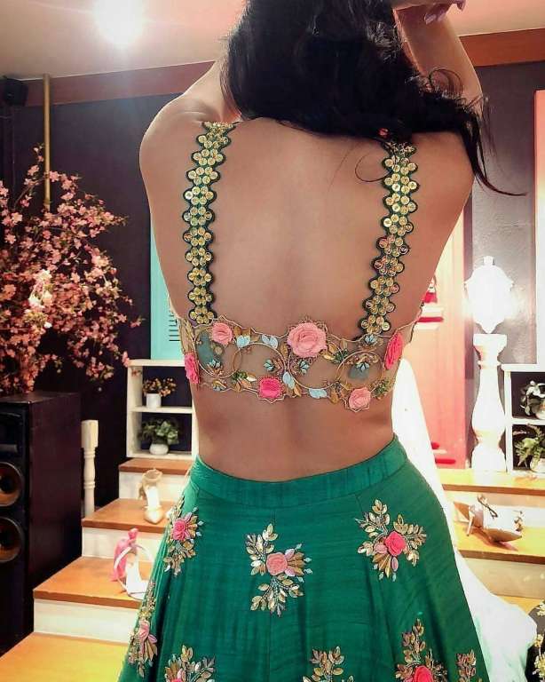 READYMADE BRIDESMAIDS MEHNDI GREEN COLOUR LEHENGA WITH CROP TOP BLOUSE –  Kothari Sons