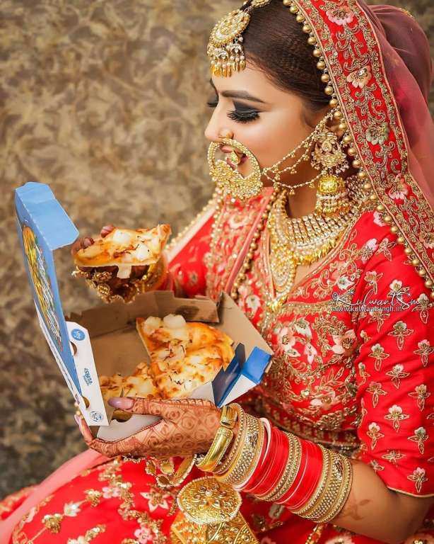 18 Gorgeous Oversized Bridal Nath Designs Idea - Bridal Nose Ring | Bengali  bride, Bollywood wedding, Indian bridal makeup