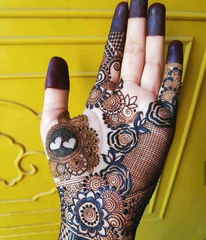 25 Easy Mehndi Designs for Every Occasion