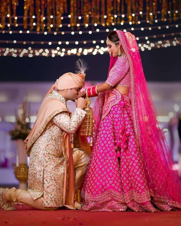 Reception Clicks | Couple Poses | Bride Groom Portrait | Wedding  Photography | Subha Lagna India - YouTube
