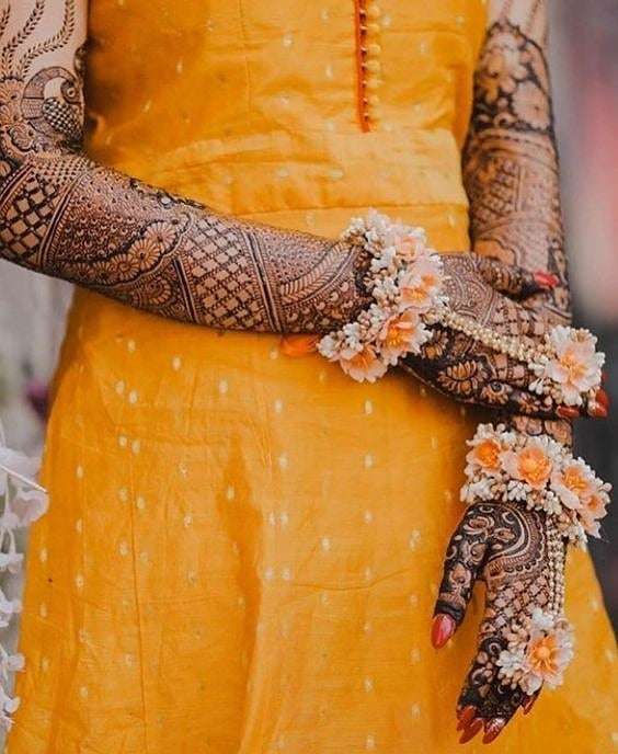 Wedding Photography picture showing Latest Mehendi Designs, Flower ...