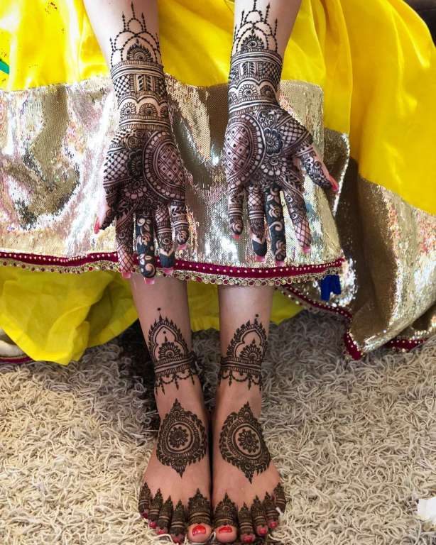 Foot mehndi design for bridal try this out | Mehndi Designs: दुल्हन के  पैरों में खूब सजेंगी ये मेहंदी डिजाइन, तारीफ करते थकेंगे नहीं लोग