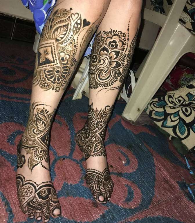 Arabic Leg Mehendi Design