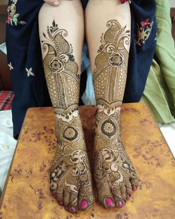 30 Latest And Trending Leg Mehndi Designs With Images