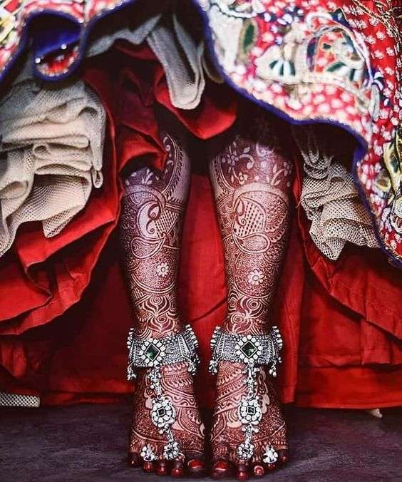 Leg Mehndi Design - 125+ Trending Mehndi Designs For Brides & Bridesmaids