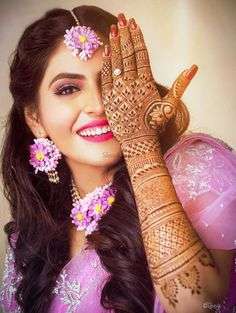 Flower jewellery deals mehndi design