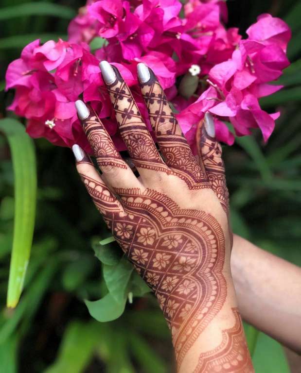 50+ Easy Floral Mehendi Designs for Brides! | Latest mehndi designs, Mehndi  designs front hand, Mehndi designs for fingers