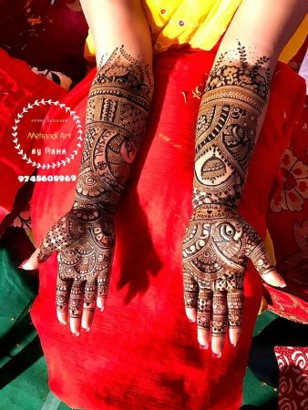 Mehendi Artist - Ruma Rakshit