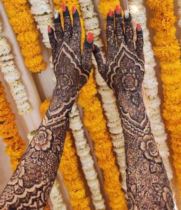 Discover more than 129 top mehndi artist in hyderabad