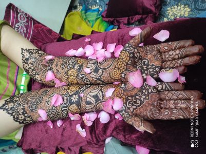 lotus bridal design in new style by saleha mehendi artist #henna  #bridalhenna #wedding #mehendi - YouTube